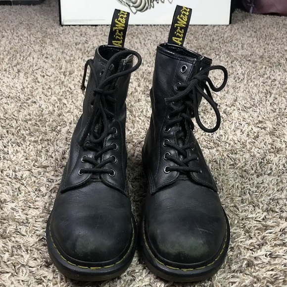 Shoes - Dr. Martens Air Wair Black Boots